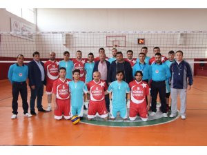 BAŞKANLIK KUPASI VOLEYBOL TURNUVASI BAŞLADI