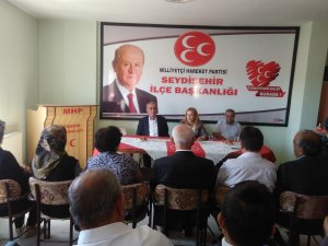 MHP Konya milletvekili Esin Kara