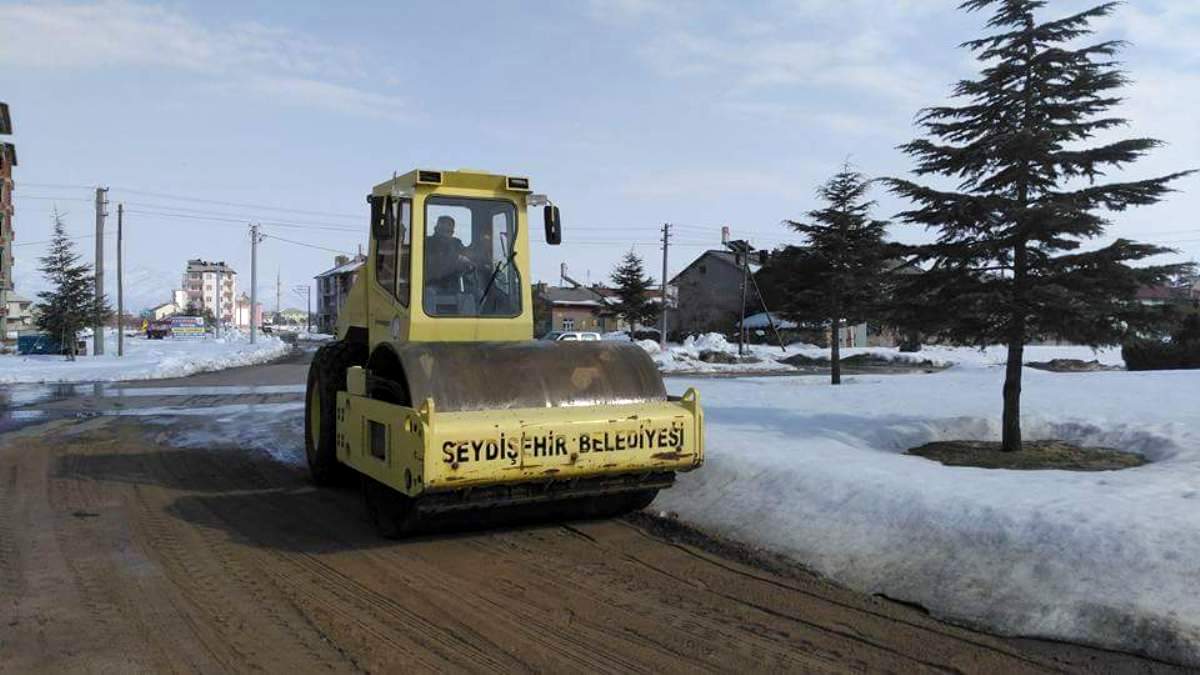 Bozulan yollara soğuk asfalt