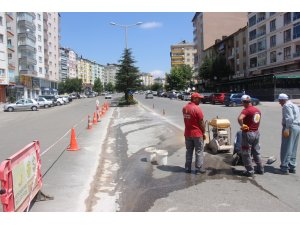 SEYİDHARUN BULVARINDA BULUNAN DÖRTYOL KAVŞAĞI TRAFİĞE KAPATILDI