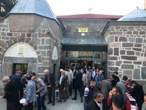 SABAH NAMAZINDA TÜM CAMİLERDE FETİH SURESİ OKUNDU