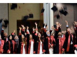 KONYA GIDA VE TARIM ÜNİVERSİTESİNDE MEZUNİYET SEVİNCİ YAŞANDI