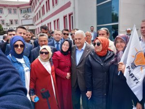 Binali Yıldırım Seydişehir 'de halka hitap etti