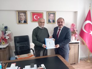 Daha önce Ak Parti Seydişehir İlçe Başkanlığı yapan Mustafa Konurer
