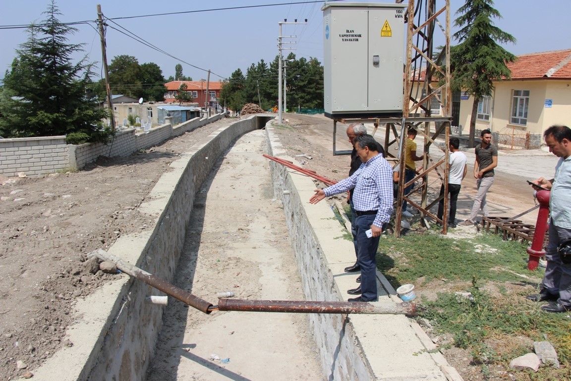 BAŞKAN TUTAL, TAŞKIN KORUMA ÇALIŞMALARINI İNCELEDİ