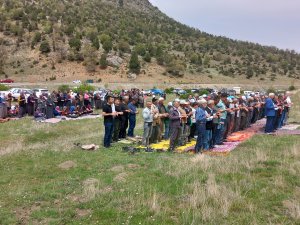 Seydişehir 'de yağmur için eller semaya açıldı