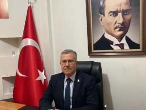 Ertuğrul: Öğretmenliği bitirme kanununa asla boyun eğmeyeceğiz