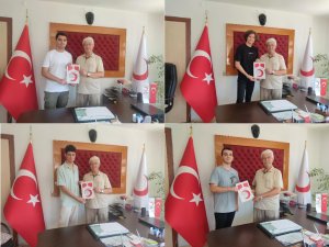 SEYDİŞEHİR KIZILAY ŞUBE ÖSYM (YKS) 1.LERİNE TEŞEKKÜR BELGESİ VERDİ