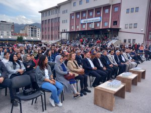 Mahmut Esat Ortaokulundan. Açık Hava Konseri...