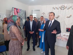 Seydişehir Halk Merkezi ve Komek işbirliği ile hazırlanan,  Yıl Sonu Sergisi ve Öğrenme Şenliği büyük ilgi gördü...