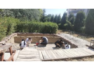 SEHAL HÖYÜK’TE ARKEOLOJİK KAZI UYGULAMALARI YENİDEN BAŞLADI