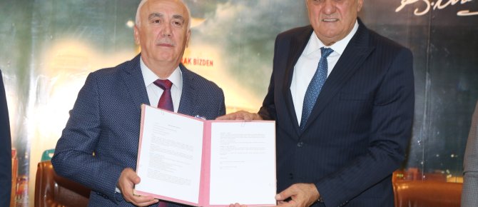 Anadolu birlik holding ve tarım kredi güçlerini birleştirdi