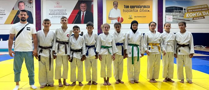 Judocular başarıya doymuyor...