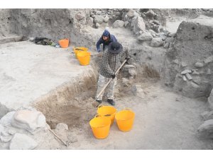 BAŞKAN USTAOĞLU “GÖKHÖYÜK KAZISI BÖLGE TARİHİNE IŞIK TUTUYOR