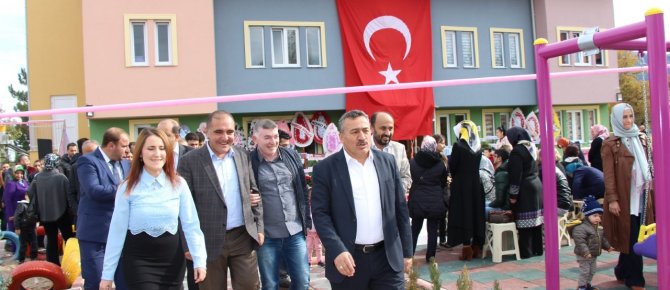 GÜNYELİ KREŞ VE GÜNDÜZ BAKIM EVİ AÇILIŞI YAPILDI