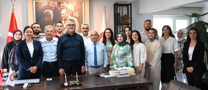 BAŞKAN USTAOĞL’NDAN TEŞEKKÜR PLAKETİ