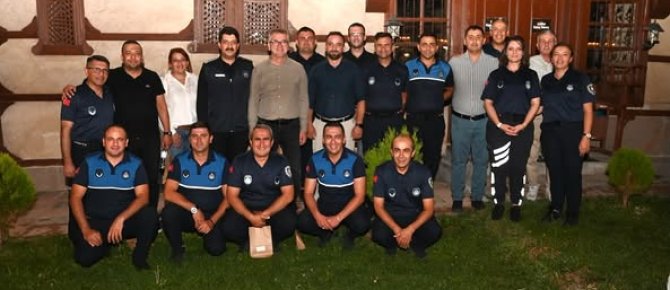 BAŞKAN USTAOĞLU, ZABITA PERSONELİ İLE BULUŞTU