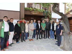 Gazeteciler Fatma Sultan Konağı'nda Buluştu...
