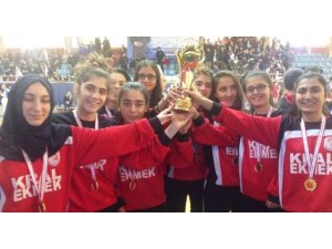 Okul Sporlarında Seydişehir Anadolu Lisesi Genç Kızlar Basketbol, Genç Kızlar Futsal ve Genç Erkekler Futsal da Seydişehir Birincisi Oldular