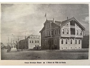 oktay-ozel-3.jpg