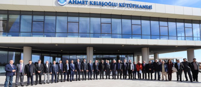 NEÜ Rektörü Prof. Dr. Cem Zorlu Basın Mensupları İle Bir Araya Geldi