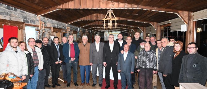 BAŞKAN USTAOĞLU BASIN MENSUPLARIYLA BULUŞTU