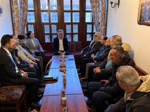 BAŞKAN USTAOĞLU’NDAN YEREL BASINLA İSTİŞARE TOPLANTISI