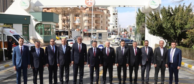 BAKAN YUMAKLI, KONYA ŞEKER FABRİKASI’NI ZİYARET ETTİ