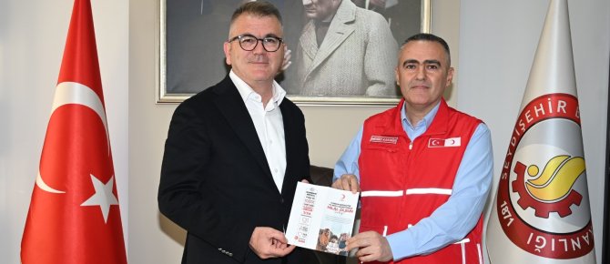 Başkan Ustaoğlu’ndan Kızılay’a Kurban Vekâleti Desteği