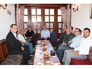 BAŞKAN USTAOĞLU BASIN MENSUPLARINI AĞIRLADI