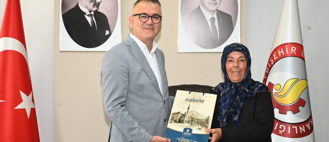 TOPLANAN KURBAN DERİLERİ MEHMET OĞUZ HASKAN İÇİN
