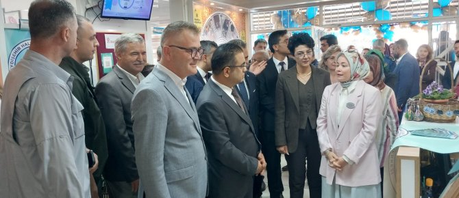 “GÖNÜLDEN ELLERE SAKLI HAZİNE” SERGİSİ BÜYÜK İLGİ GÖRDÜ