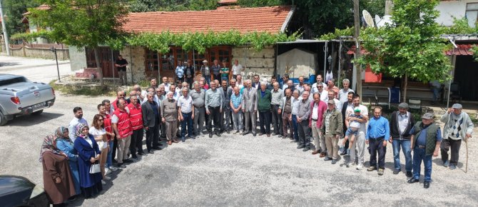 SEYDİŞEHİR – SÜLEYMANİYE YOLUNDA YILLAR SONRA İLK KAZMA VURULDU