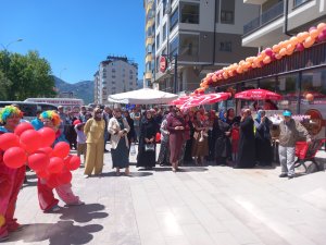 Saray Marketler Zinciri’nin 4. Şubesi “Saray Gros” Hizmete Açıldı