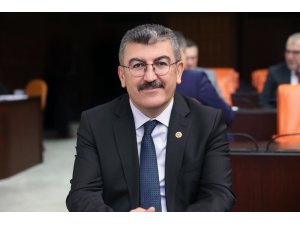 HASAN EKİCİ’DEN SEYDİŞEHİR’E 1.400 KİŞİLİK SPOR SALONU MÜJDESİ