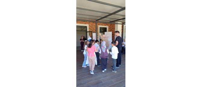 Hüyük Mevlana İlkokulu Öğrencilerinden Huzurevi Sakinlerine Anlamlı Ziyaret...