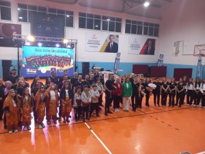 Seydişehir’de Halk Oyunları Gecesi Büyük Beğeni Topladı