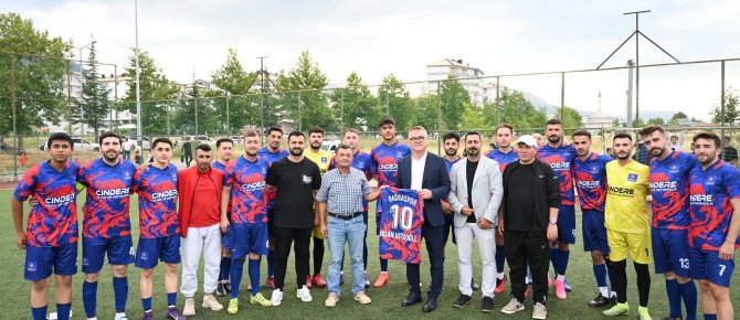 BAŞKANLIK KUPASI FUTBOL TURNUVASI BAŞLADI