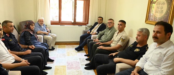 SEYDİŞEHİR PROTOKOLÜNDEN ŞEHİT MUHSİN KİREMİTÇİ'NİN AİLESİNE ANLAMLI ZİYARET
