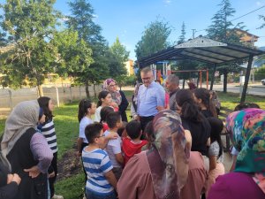 BAŞKAN USTAOĞLU, ÇOCUKLARIN SPOR SAHASI TALEBİNİ YERİNE GETİRDİ