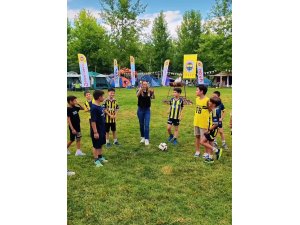 SEYDİŞEHİR'DE DÜNYA FENERBAHÇELİLER GÜNÜ COŞKUYLA Kutlandı...