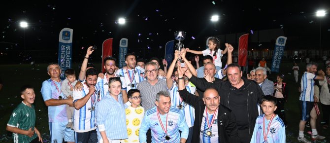 BAŞKANLIK KUPASI'NDA ŞAMPİYON KURAN SPOR