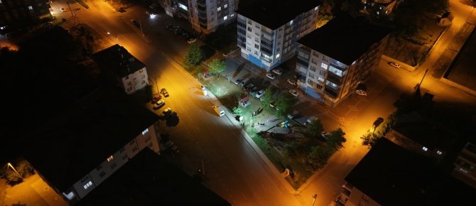 PARKLAR IŞIKLANDIRILDI