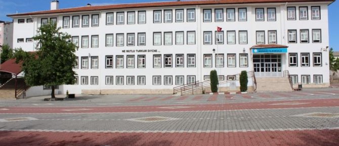 Merkez İlkokulu Normal Eğitime Geçiyor