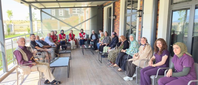 Seydişehir Kızılay’dan Huzurevi Sakinlerine Anlamlı Ziyaret