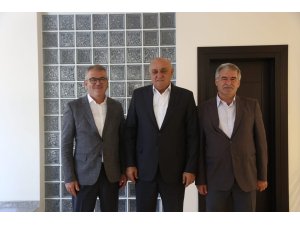 BAŞKAN USTAOĞLU’NDAN PANKOBİRLİK BAŞKANI ERKOYUNCU’YA HAYIRLI OLSUN ZİYARETİ