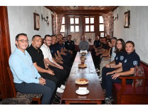 BAŞKAN USTAOĞLU ZABITA PERSONELİNİN HAFTASINI KUTLADI