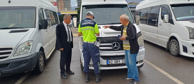 SEYDİŞEHİR’DE ÖĞRENCİ SERVİSLERİNE SIKI DENETİM
