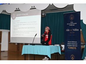 Belediye Personeline Aile İçi ve Kadına Yönelik Şiddetle Mücadele Eğitimi Verildi