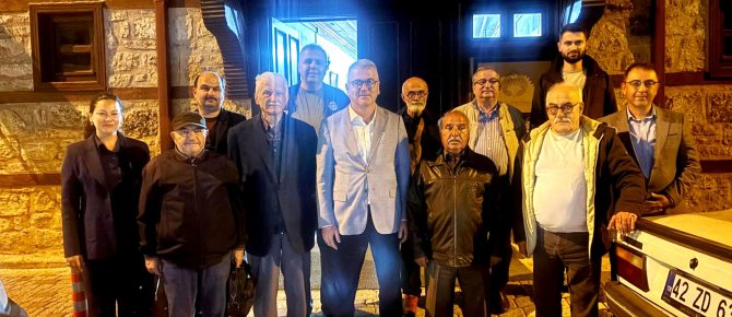 Seydişehir Belediye Başkanı Hasan Ustaoğlu, kentte görev yapan gazetecilerle aylık istişare toplantısında bir araya geldi.